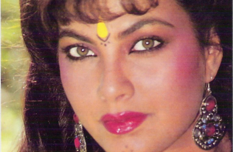 Kimi Katkar Actress Biography