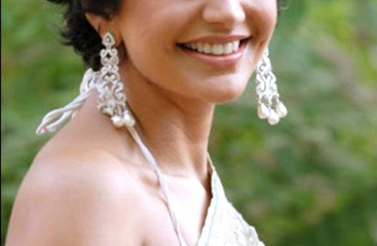 Mandira Bedi Actress Biography