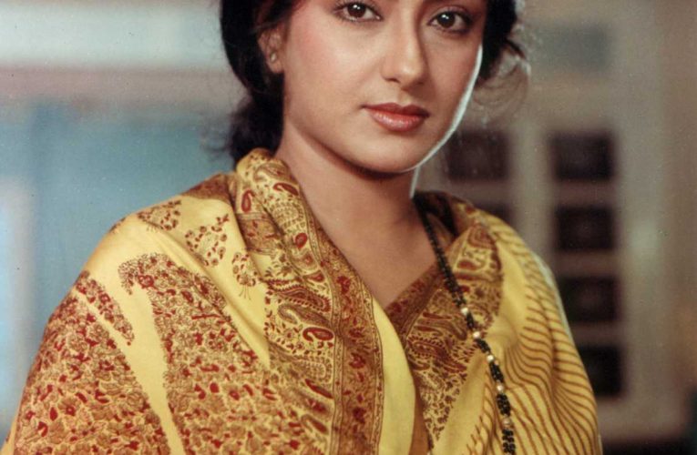 Moushumi Chatterjee Actress Biography