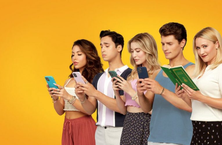 New Netflix Sitcom ‘Pretty Smart’ Debuts on Netflix in October 2021