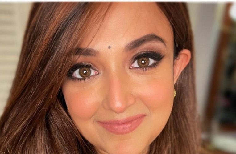 Monali Thakur bio
