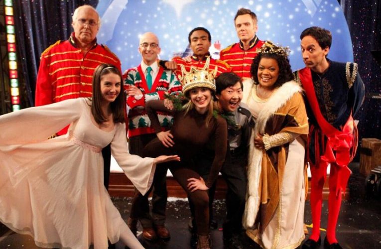 How to Watch Every ‘Community’ Christmas Episode on Netflix’